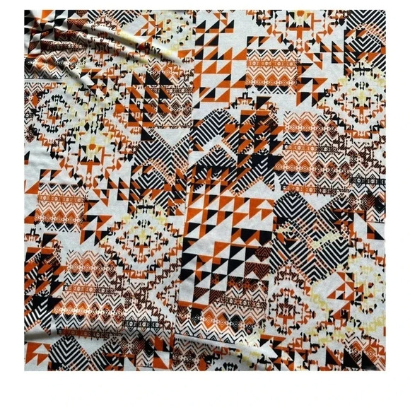 Cato’s Abstract Multicolor Short Sleeve Tunic Blouse Women’s Small - Picture 6 of 9